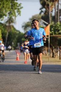 BIB: 6978
                            <button type="button" onclick="openModal(3498977)" class="btn btn-primary btn-sm float-right btn-popup" data-toggle="modal" data-target=".modal-high-quality">
                        <i class="fas fa-shopping-cart"></i> Add to Cart
                    </button>
                                            <button type="button" onclick="isThisMe(3498977, true)" class="btn btn-success btn-sm float-right btn-popup btn-isme hidden" data-toggle="tooltip" data-placement="bottom" title="นี่คือรูปของคุณใช่ไหม คลิกที่นี่เพื่อเอาเข้าอัลบั้ม">
                        <i class="fas fa-plus"></i> Add to album
                    </button>
                    <button type="button" onclick="isThisMe(3498977, false)" class="btn btn-warning btn-sm float-right btn-popup btn-isnotme hidden">
                        <i class="fas fa-ban"></i> Remove from album
                    </button>